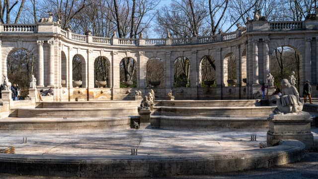 Märchenbrunnen